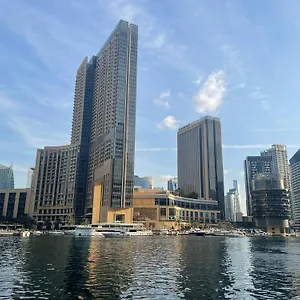 Отель Four Stars Marina Jbr